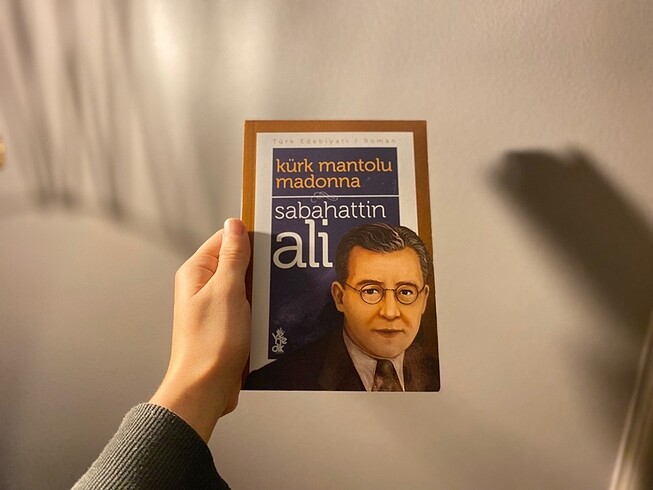 Kürk Mantolu Madonna