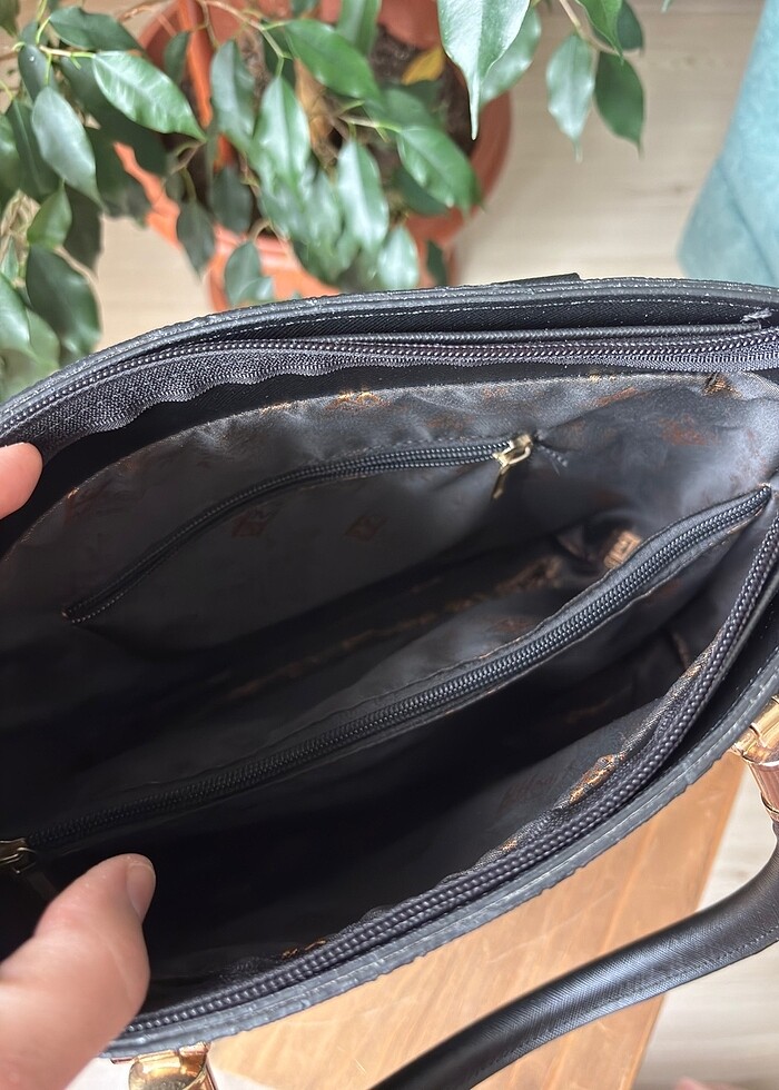 Büyük şık çanta - Görsel 2