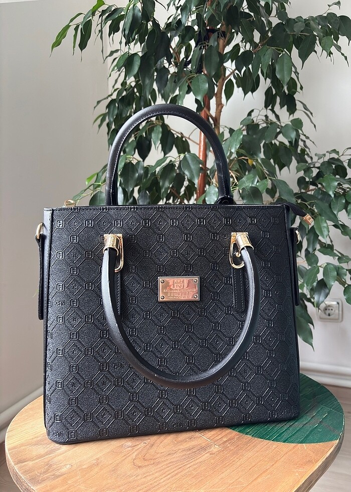 Büyük şık çanta - Görsel 3