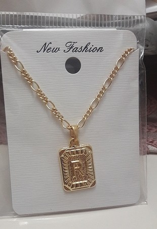 R küçük harf gold kolye