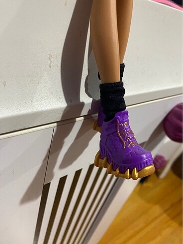 Diğer Monster High Clawdeen Wolf bebek