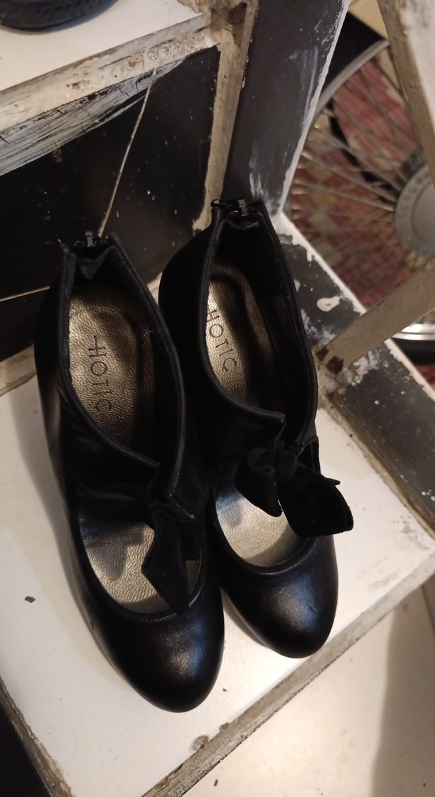 Siyah Tokalı Blok Topuklu Kadın Ayakkabı - Görsel 2