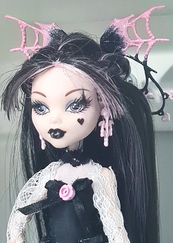 Monster High Draculaura Vampire Heart Tokası Tacı - Görsel 5
