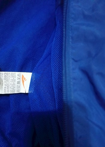 Mavi Fermuarlı Erkek Rüzgarlık - Görsel 4