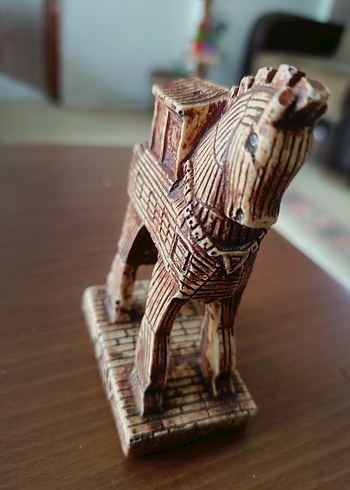 Kahverengi At Figürü - Görsel 4