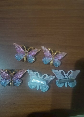 Pul İşlemeli Renkli Kelebek toka - Görsel 3