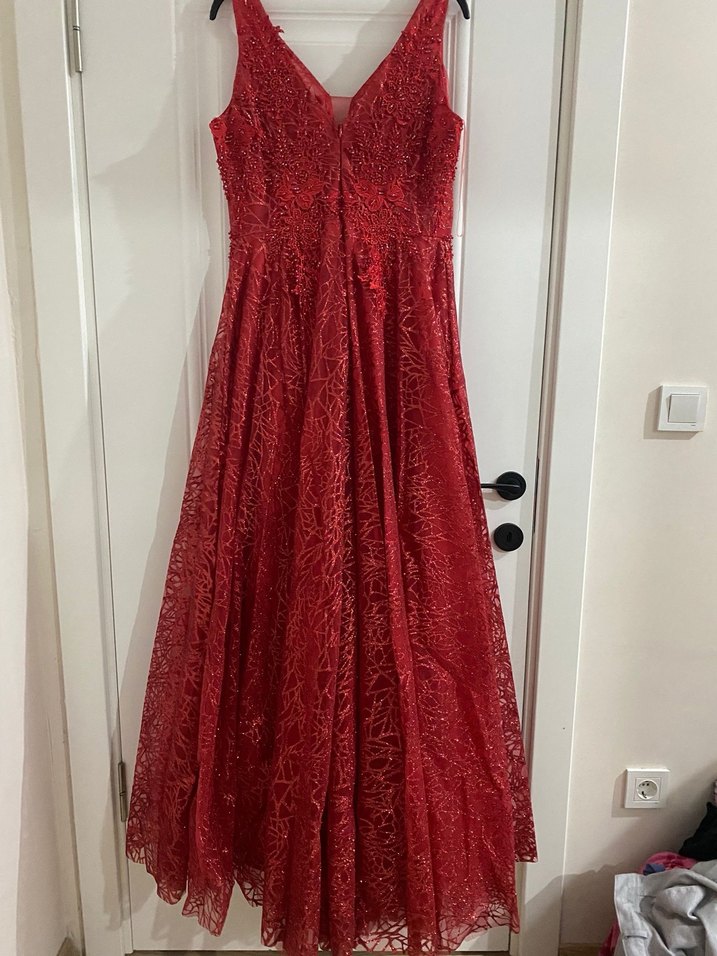 Kırmızı V Yaka Parlak kına abiyesi - Görsel 3