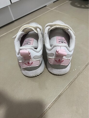 Adidas Adidas