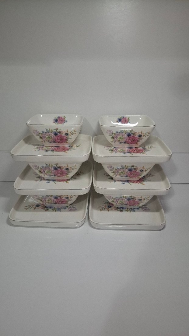 Çiçek Desenli Beyaz Kare Tabak Seti - Görsel 3