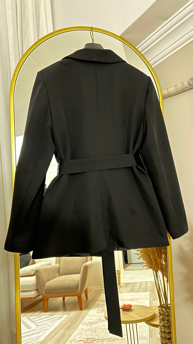 Siyah Kemerli Kadın Midi Blazer - Görsel 4