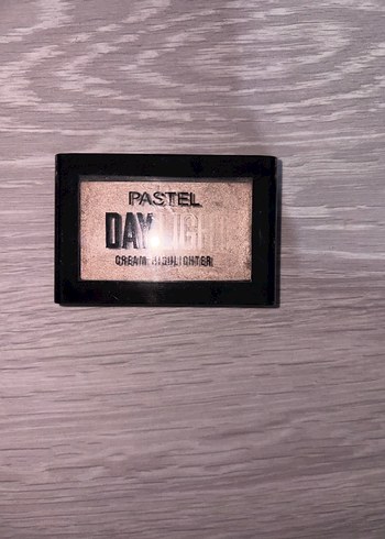 Pastel Daylight Kapatıcı ve Aydınlatıcı
