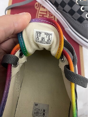 38 Beden gri Renk Vans rainbow