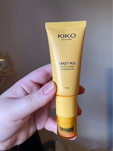 Kiko Kiko Crazy 90 Velvet Sheer Fondöten