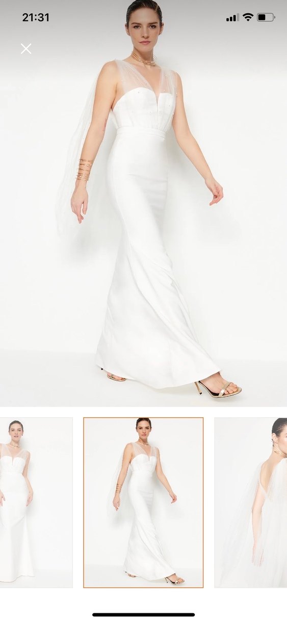 Minimalist V Yaka Beyaz Uzun Gelinlik - Görsel 2