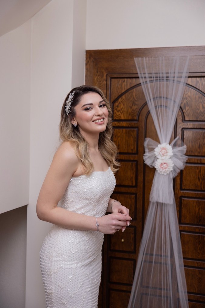 Tasarım nişan isteme elbisesi - Görsel 4