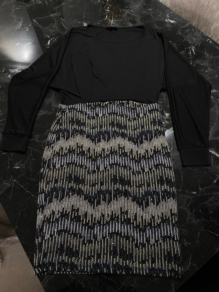 Uzun Kollu Siyah  Desenli Abiye Elbise - Görsel 2