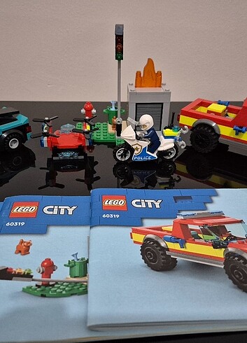 Beden Lego City 60319 İtfaiye Kurtarma Operasyonu ve Polis Takibi Oyun