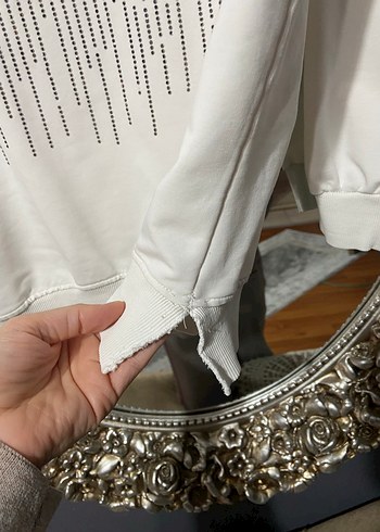 Beyaz Guess Payetli Uzun Kollu Sweatshirt - Görsel 6