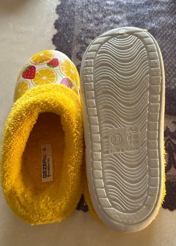 Sarı Desenli Kız Çocuk Sıcak Terlik - Görsel 2