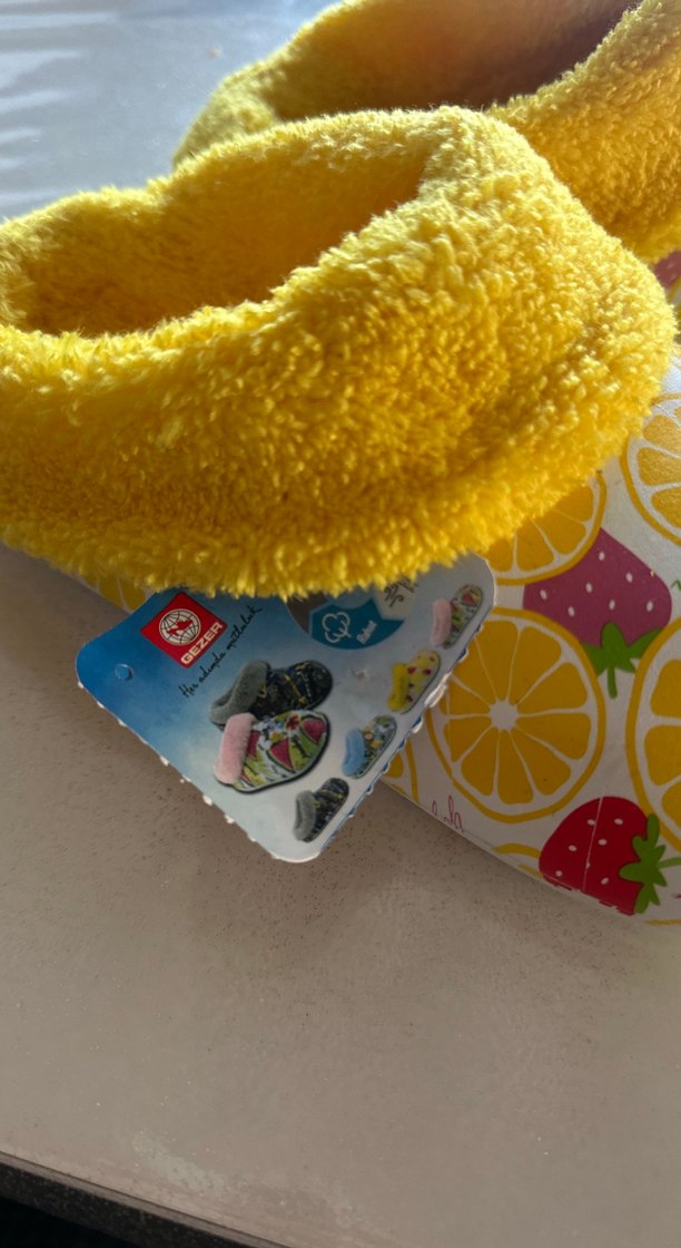 Sarı Desenli Kız Çocuk Sıcak Terlik - Görsel 3