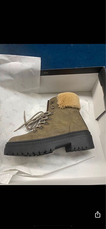 Nine West Nine west bot