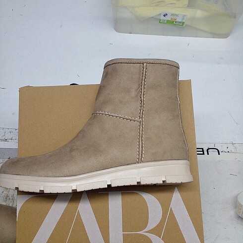 Zara ZARA KÜRKLÜ BOT
