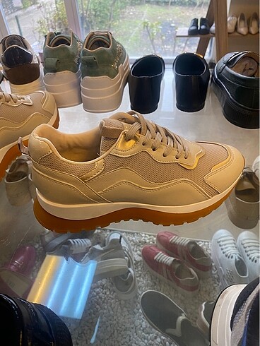 SHOES&MORE SPOR