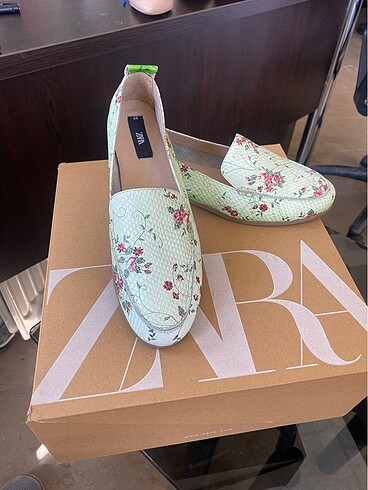 ZARA LOAFER