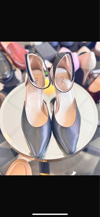 37 Beden TANCA DERİ STILETTO