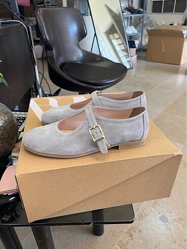 40 Beden ZARA DERİ BABET