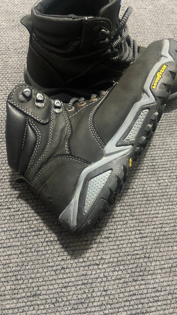 Sokak Stili Siyah Kadın Lastik Bot - Görsel 3