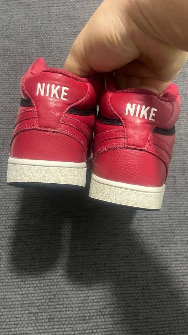 Kırmızı Bağcıklı Kadın Spor Ayakkabı - Görsel 3