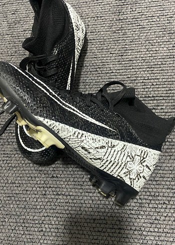 Yılan Desenli Erkek Futbol Ayakkabısı Siyah - Görsel 3