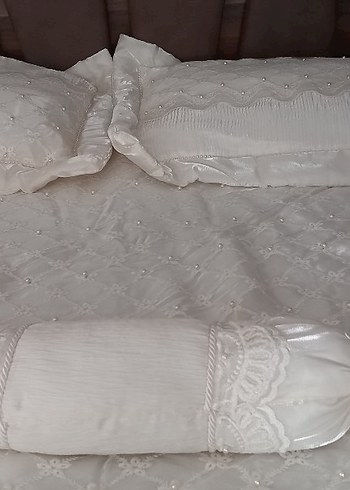 inci boncuklu krem rengi yatak örtüsü - Görsel 4