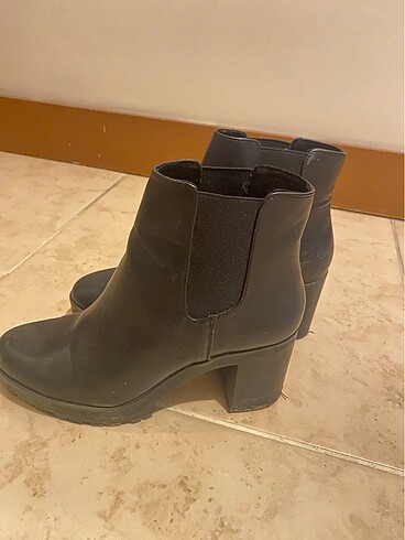 38 Beden Stradivarius bot