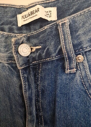 38 Beden mavi Renk Pull and bear