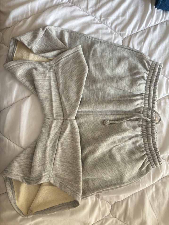 Etiketi var aslında ama bulamadım hiç giyilmedi - Görsel 5