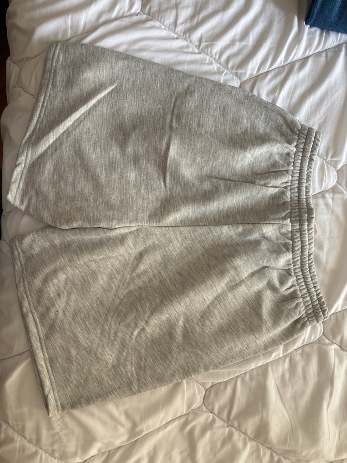 Etiketi var aslında ama bulamadım hiç giyilmedi - Görsel 4