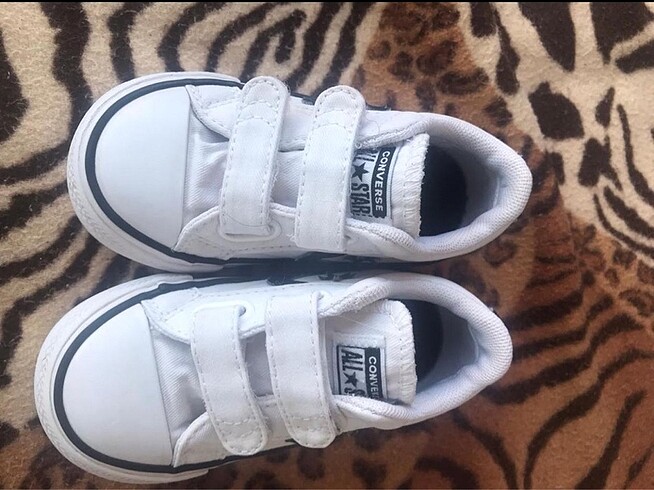 22 Beden Converse yeni durumda