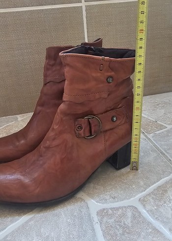 Diğer Kahverengi Deri Tokalı Blok Topuklu Kadın Bot