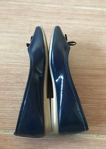 Kız Çocuk Lacivert Rugan Babet - Görsel 3