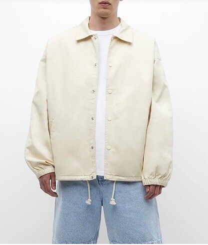 Pull and bear sırtı işlemeli ceket