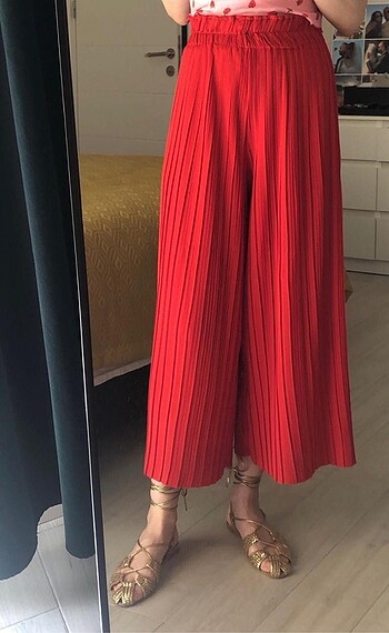 s Beden Bershka kırmızı kumaş pantolon
