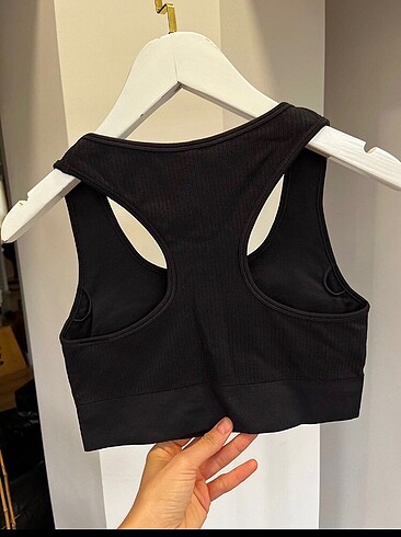 m Beden H&M spor sütyeni
