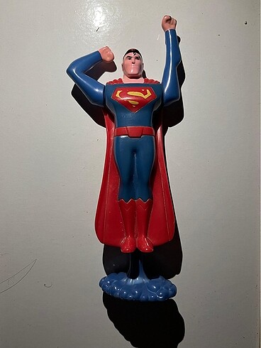  Batman ve Süperman figürü