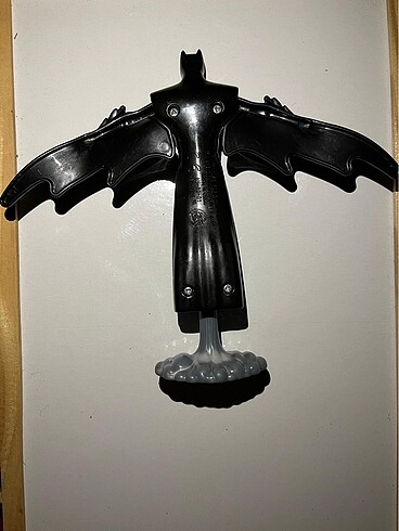  Beden Batman ve Süperman figürü