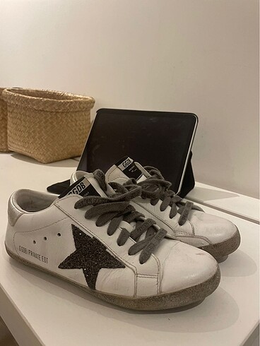 Golden Goose Sneakers