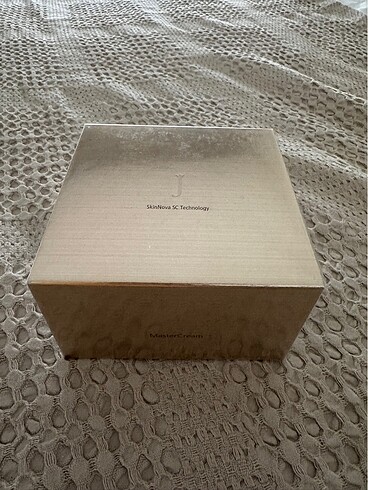 Diğer Juvena Master Cream