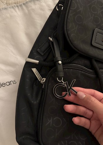 Calvin Klein Siyah Kadın Sırt Çantası - Görsel 3