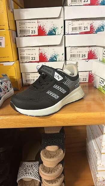 Çocuk spor ayakkabı